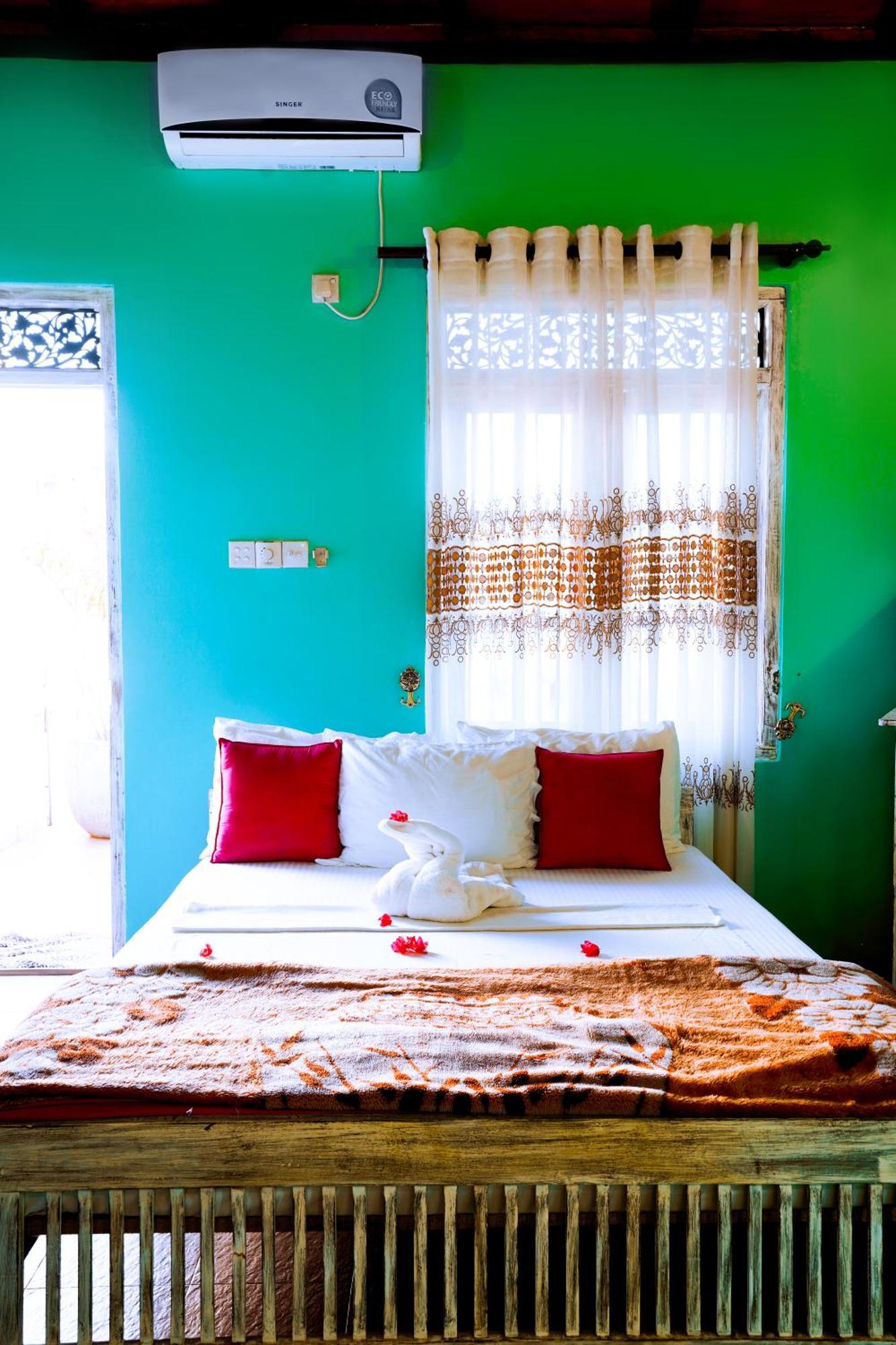 Frangipani Motel Галле Экстерьер фото