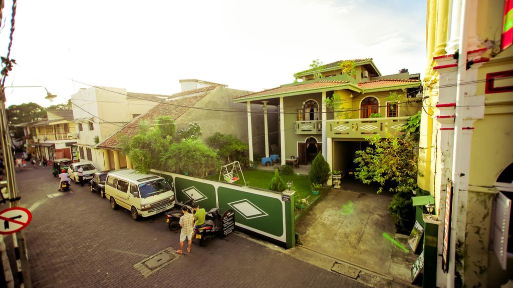 Frangipani Motel Галле Экстерьер фото